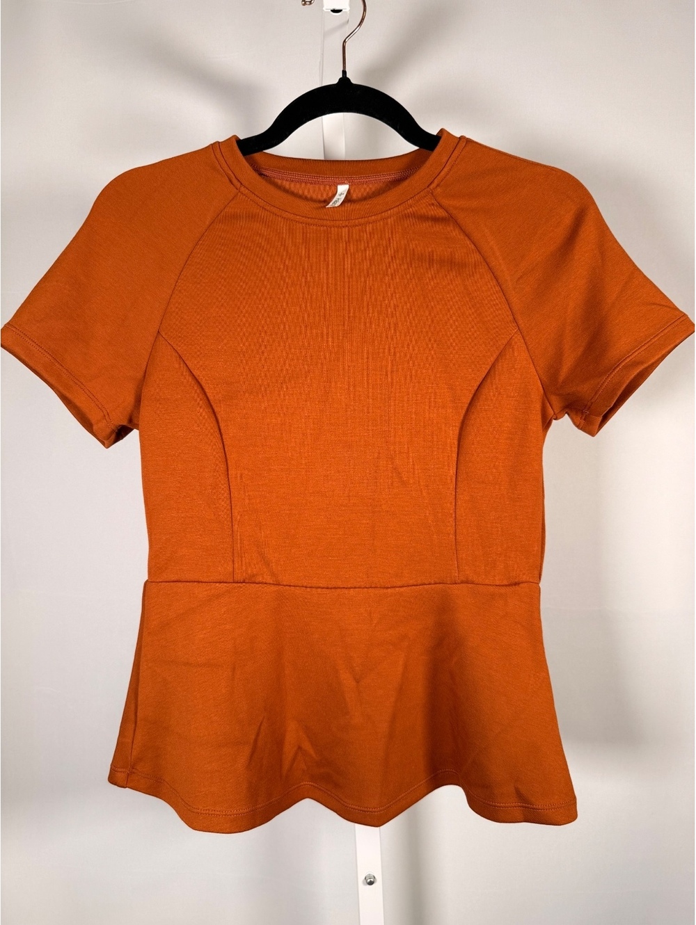 Halara Round Neck Short Sleeve Work Peplum Top Glazed Ginger Size XS - Picture 3 of 8